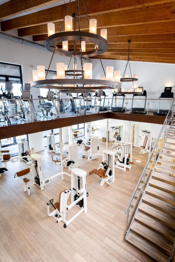 Monte Mare Sauna-Spa-Sports-Hotel Андернах Екстер'єр фото