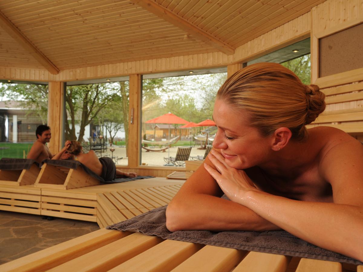 Monte Mare Sauna-Spa-Sports-Hotel Андернах Екстер'єр фото