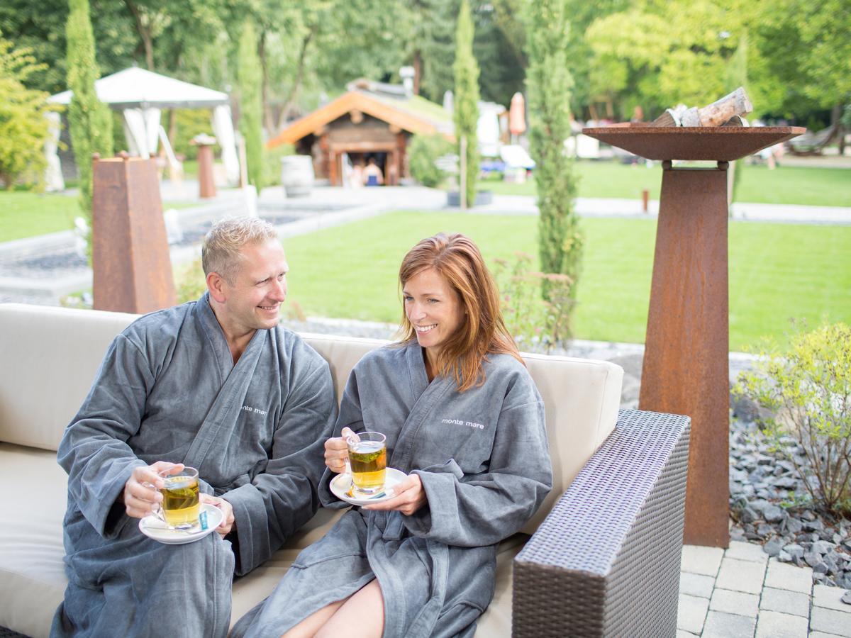 Monte Mare Sauna-Spa-Sports-Hotel Андернах Екстер'єр фото
